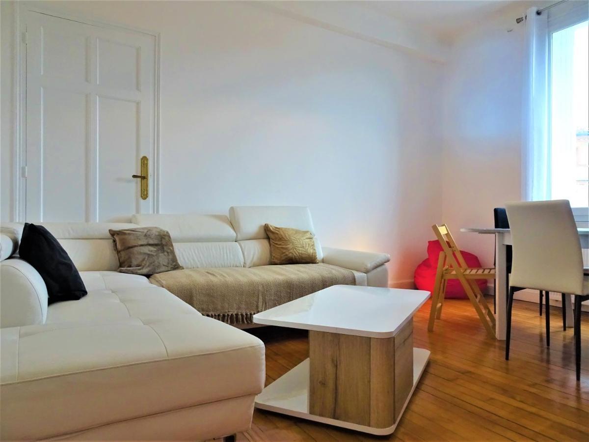 Chambre Privee Et Spacieuse Au Sein D'Un Logement Partage - Central, Quartier Villebourbon - 3 Chambres Doubles - 2 Balcons - Places De Stationnements Gratuites - 5 Min A Pied Gare Et Hypercentre Montauban Exterior foto
