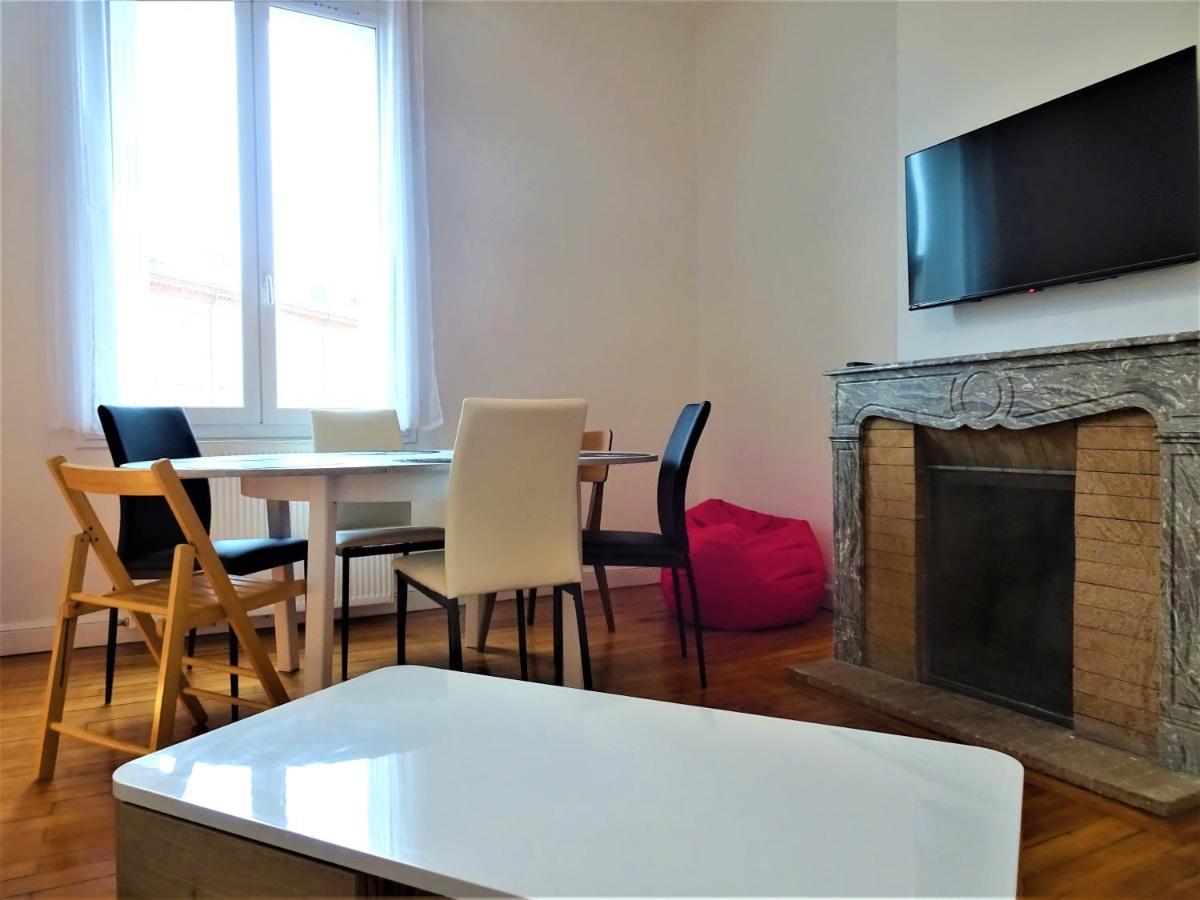 Chambre Privee Et Spacieuse Au Sein D'Un Logement Partage - Central, Quartier Villebourbon - 3 Chambres Doubles - 2 Balcons - Places De Stationnements Gratuites - 5 Min A Pied Gare Et Hypercentre Montauban Exterior foto