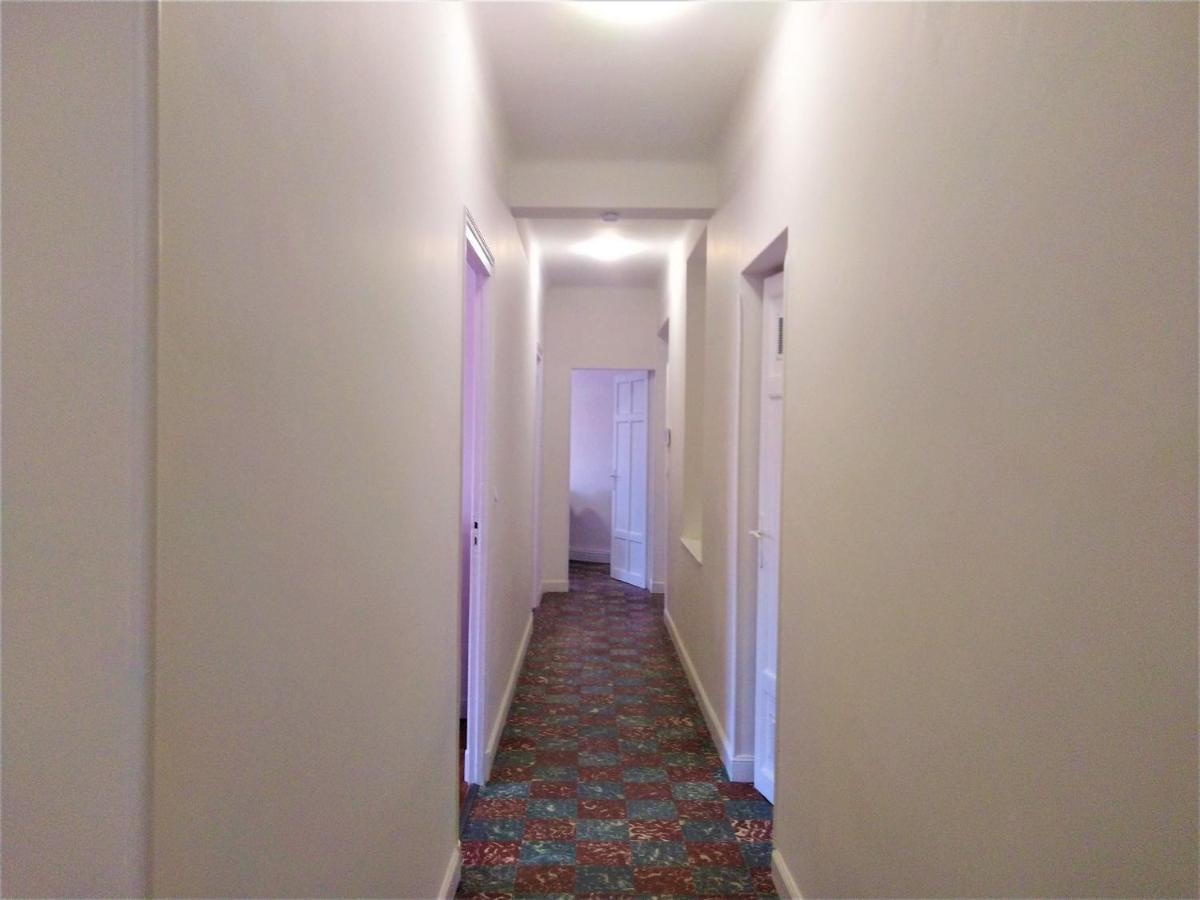 Chambre Privee Et Spacieuse Au Sein D'Un Logement Partage - Central, Quartier Villebourbon - 3 Chambres Doubles - 2 Balcons - Places De Stationnements Gratuites - 5 Min A Pied Gare Et Hypercentre Montauban Exterior foto